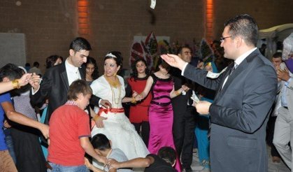 Kurtay ile Tan ailelerinin  En Mutlu Günü