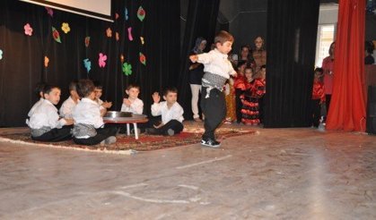 23 Nisan  Anasınıfından Muhteşem Yılsonu Gösterisi