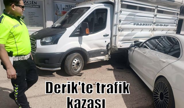 Derik'te trafik kazası