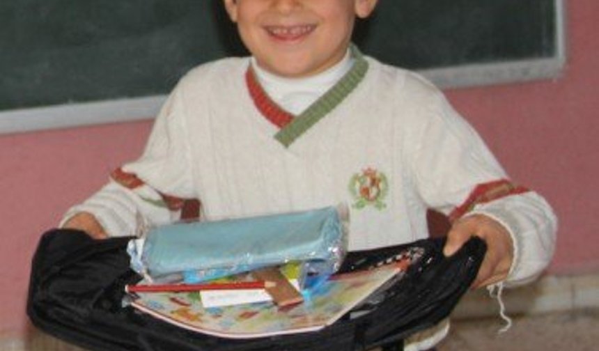 İSTANBUL GELİŞİM ÜNİVERSİTESİ’NDEN,  MARDİN’Lİ ÇOCUKLARA BÜYÜK KATKI