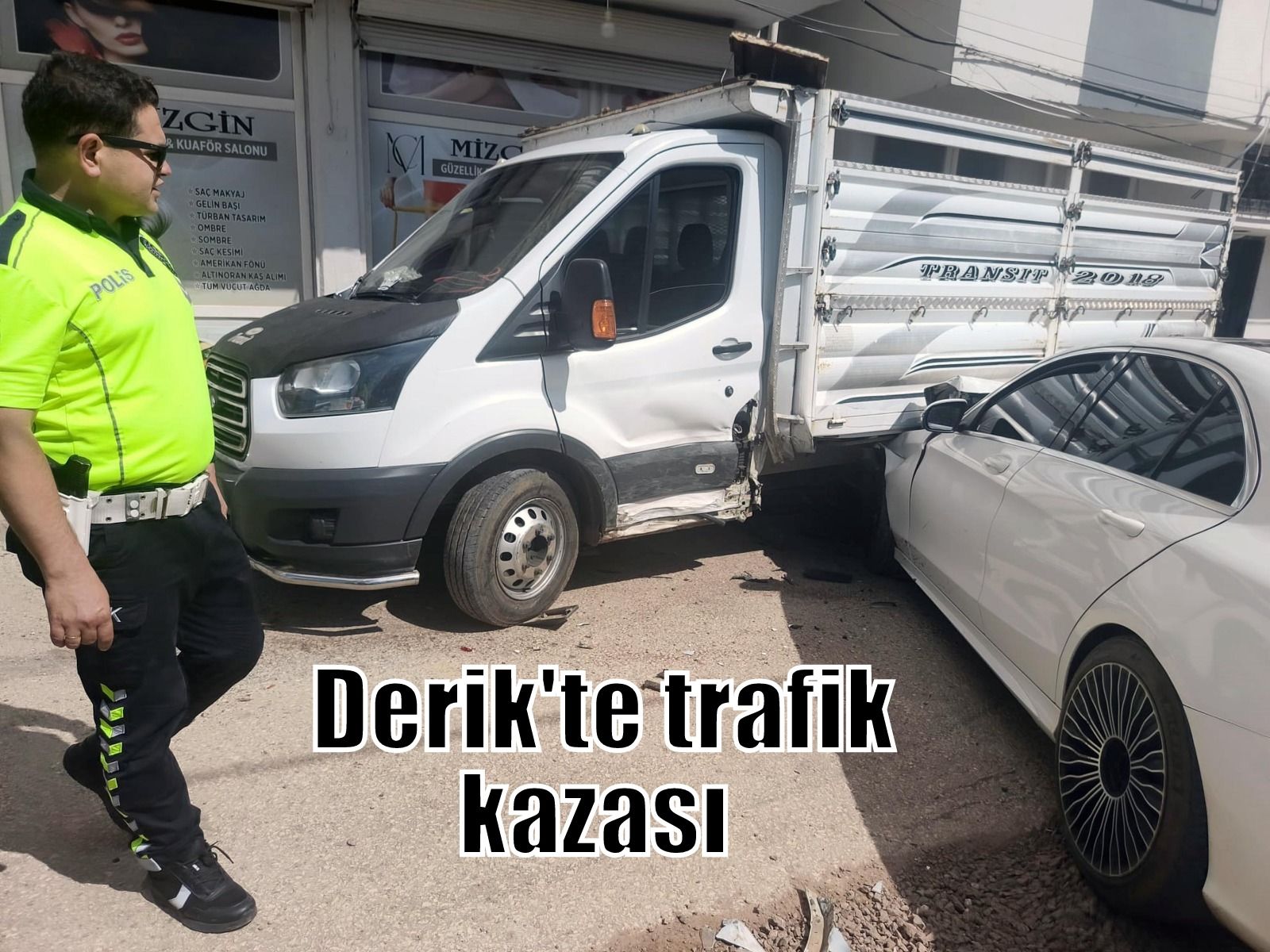 Derik'te trafik kazası